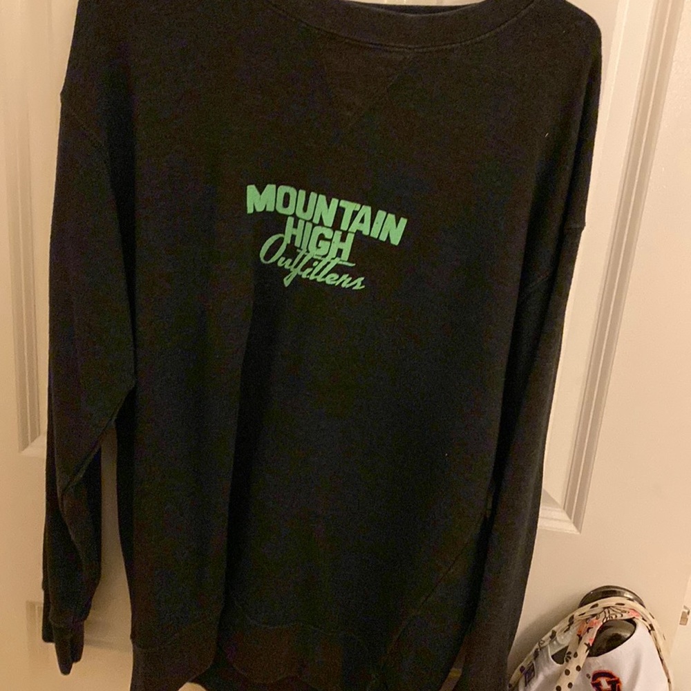 Crewneck